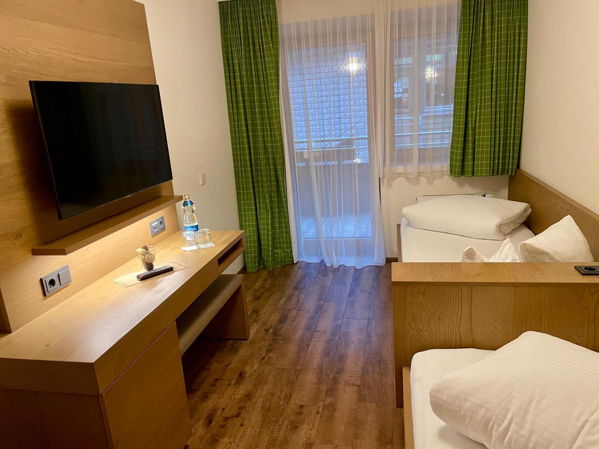 Aktivhotel Tuxerhof Zell am Ziller Esterno foto