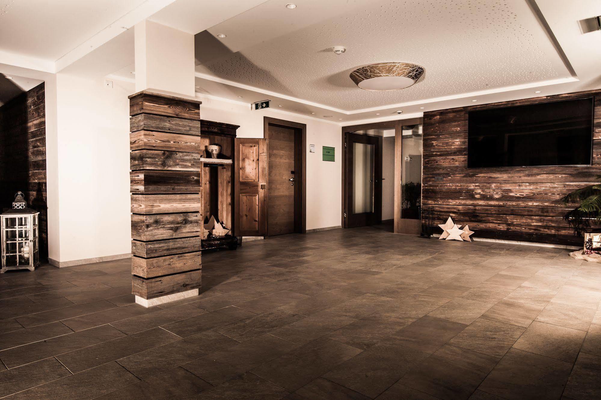 Aktivhotel Tuxerhof Zell am Ziller Esterno foto